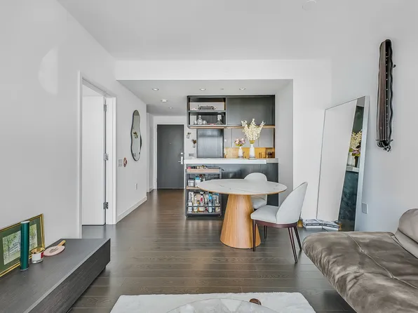 252 South Street image 9 of 24