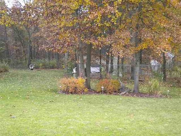 3rd image of 51610 Tall Pines Dr