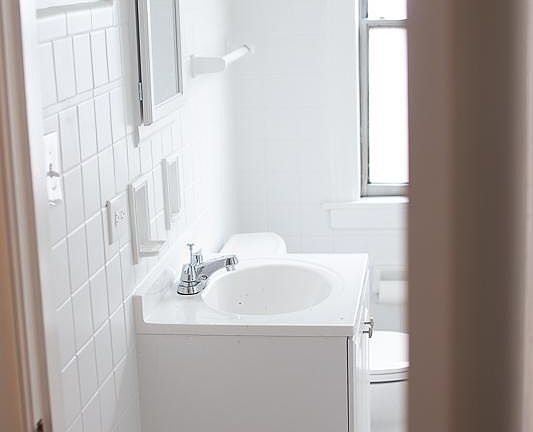 4th image of 515 N Humphrey Ave #2