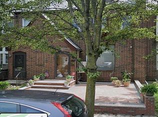 8822 Rutledge Ave, Ridgewood, NY 11385