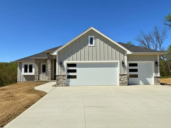 23106 Frontier Ln, Glenwood, IA 51534