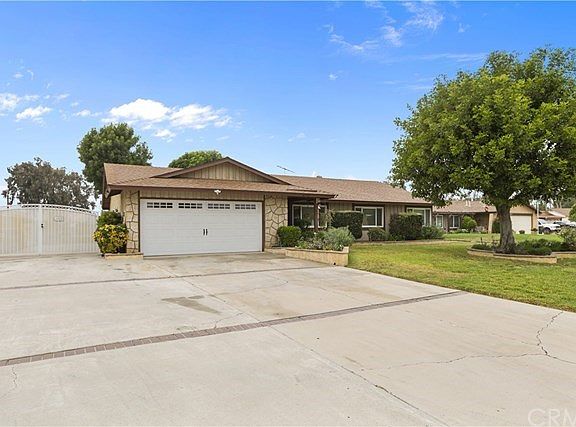 4th image of 4793 Horseshoe Ln