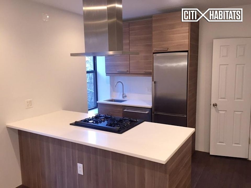1st image of 300 E 89th St APT 3B