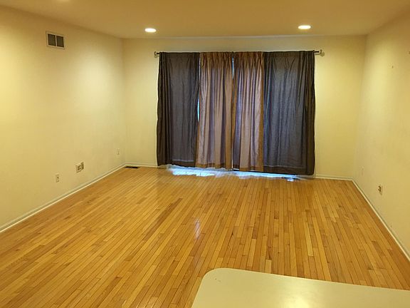 5th image of 1781 Wentworth Dr