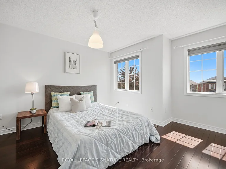 901 Knotty Pine Grv — Photo 27
