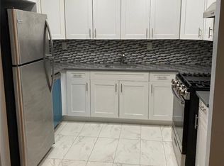 2442 Dorsey St, Bronx, NY 10461