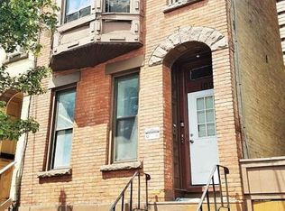 109 Lark St, Albany, NY 12210