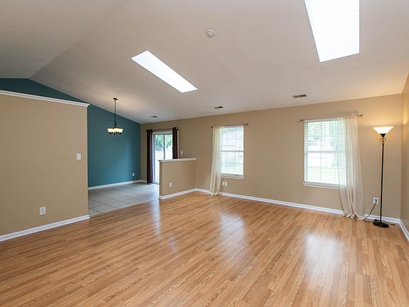 2nd image of 1579 Winding Creek Trl