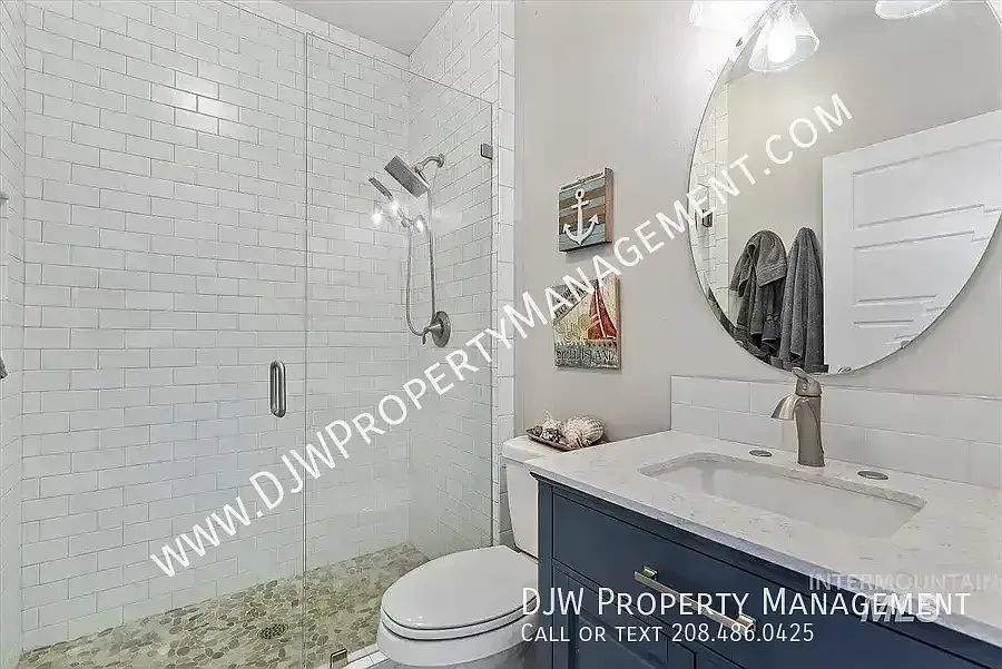 Your Own Space, Your Own ComfortPrivate Living Perfected! — Photo 1
