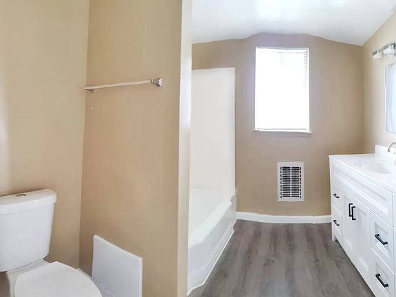 4th image of 1760 Cordova St APT 4