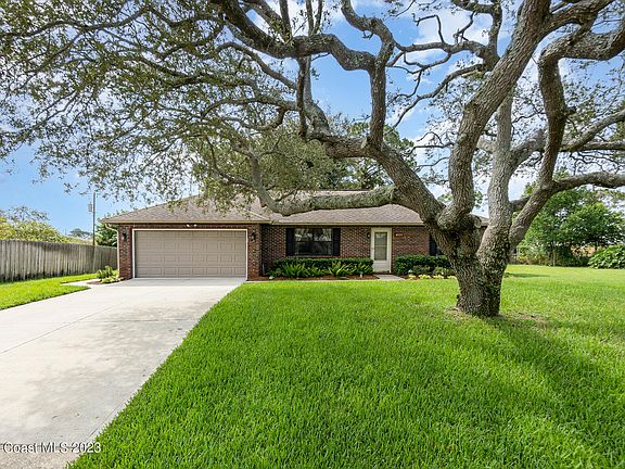 2nd image of 4225 Havana Dr