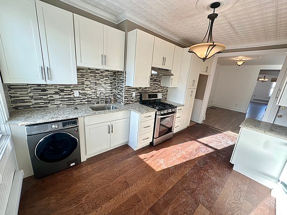 2nd image of 353 8th St #2L