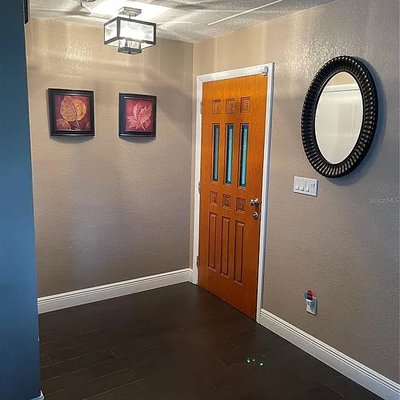 2101 Palm Blvd — Photo 8