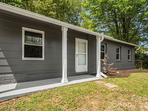3rd image of 82 Lees Creek Rd