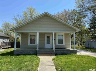 508 N 9th St, Herrin, IL 62948