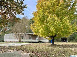 221 Cedar Ridge Dr, Union Grove, AL 35175