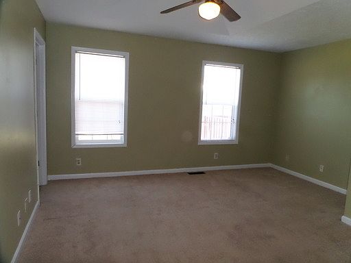 5th image of 712 Princeton Cir