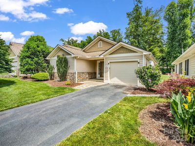 114 Fairway View Dr, Etowah, NC, 28729