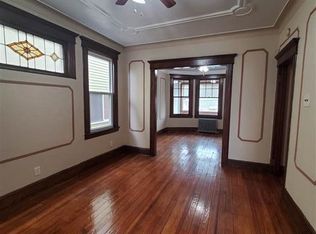 387 Avenue E, Bayonne, NJ 07002