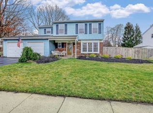 3 Garden Way, Howell, NJ 07731