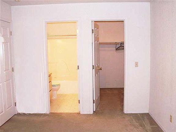 4th image of 1493 Northwood Dr APT 104