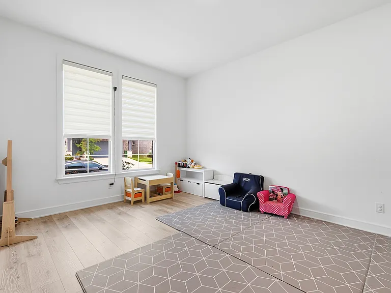 4728 Brockwell Dr — Photo 18