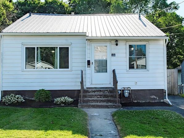 429 Ridgewood Dr