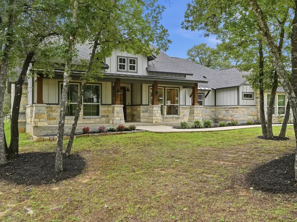 138 Wood Valley, Adkins, TX 78101