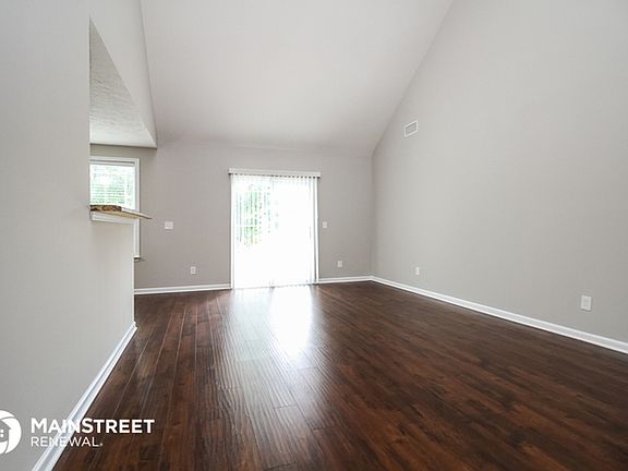 4th image of 108 Kiowa Ct