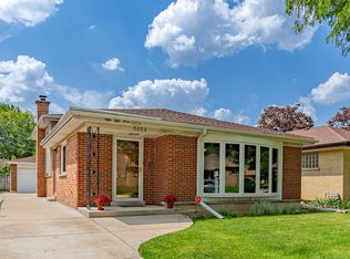 5053 Brummel St, Skokie, IL 60077