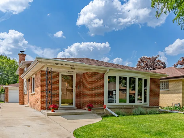 5053 Brummel St, Skokie, IL 60077