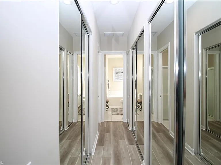 3019 Ellice Way — Photo 24