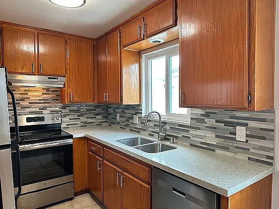 5th image of 4378 38th St APT 8