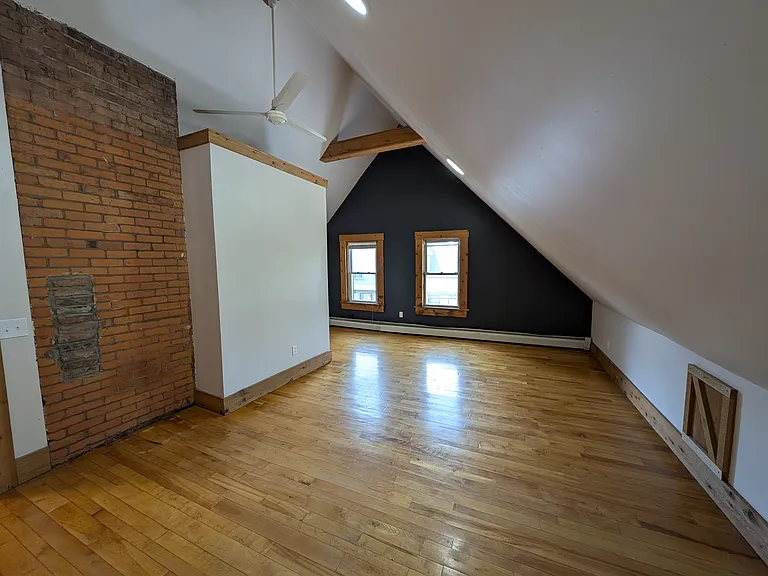 541 University Ave #5 — Photo 27