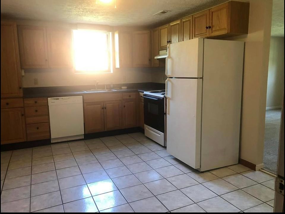 2nd image of 5123 Whites Mill Rd #F