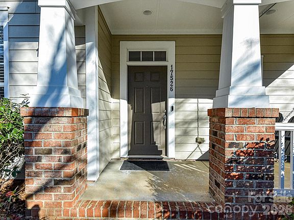 4th image of 17526 Harbor Walk Dr