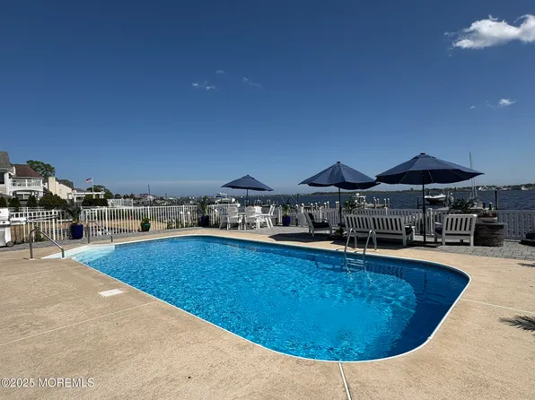 687 Princeton Avenue, Brick, NJ 08724