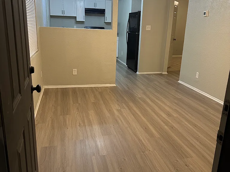2225 E Wood St #D — Photo 3