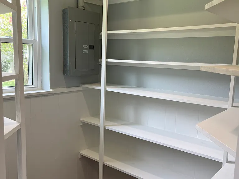 402 S Green St — Photo 21