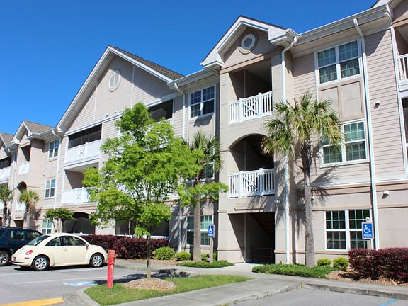 Bridge Pointe Condos