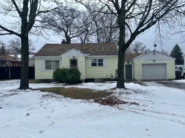 818 Clark St, Muskegon, MI 49442