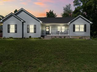 1304 Catsyl Rd, Jackson, MI 49203