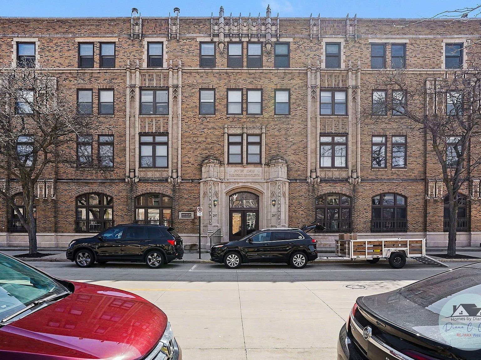 297 W Clay Ave APT 411, Muskegon, MI 49440 | Zillow