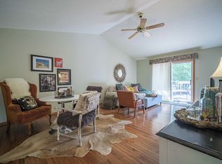 4977 Christy Cir, Rockford, IL 61114