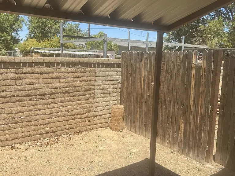 2330 W Belmont Ave #9 — Photo 8