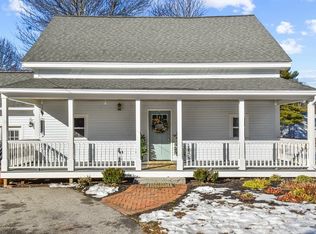 91 River Rd #B, Pepperell, MA 01463