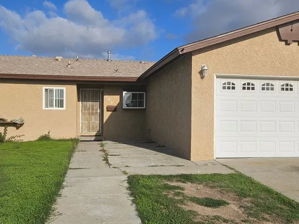 261 Flowerdale Ln, San Diego, CA 92114