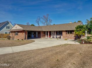 326 Belvedere Dr, Hampstead, NC 28443