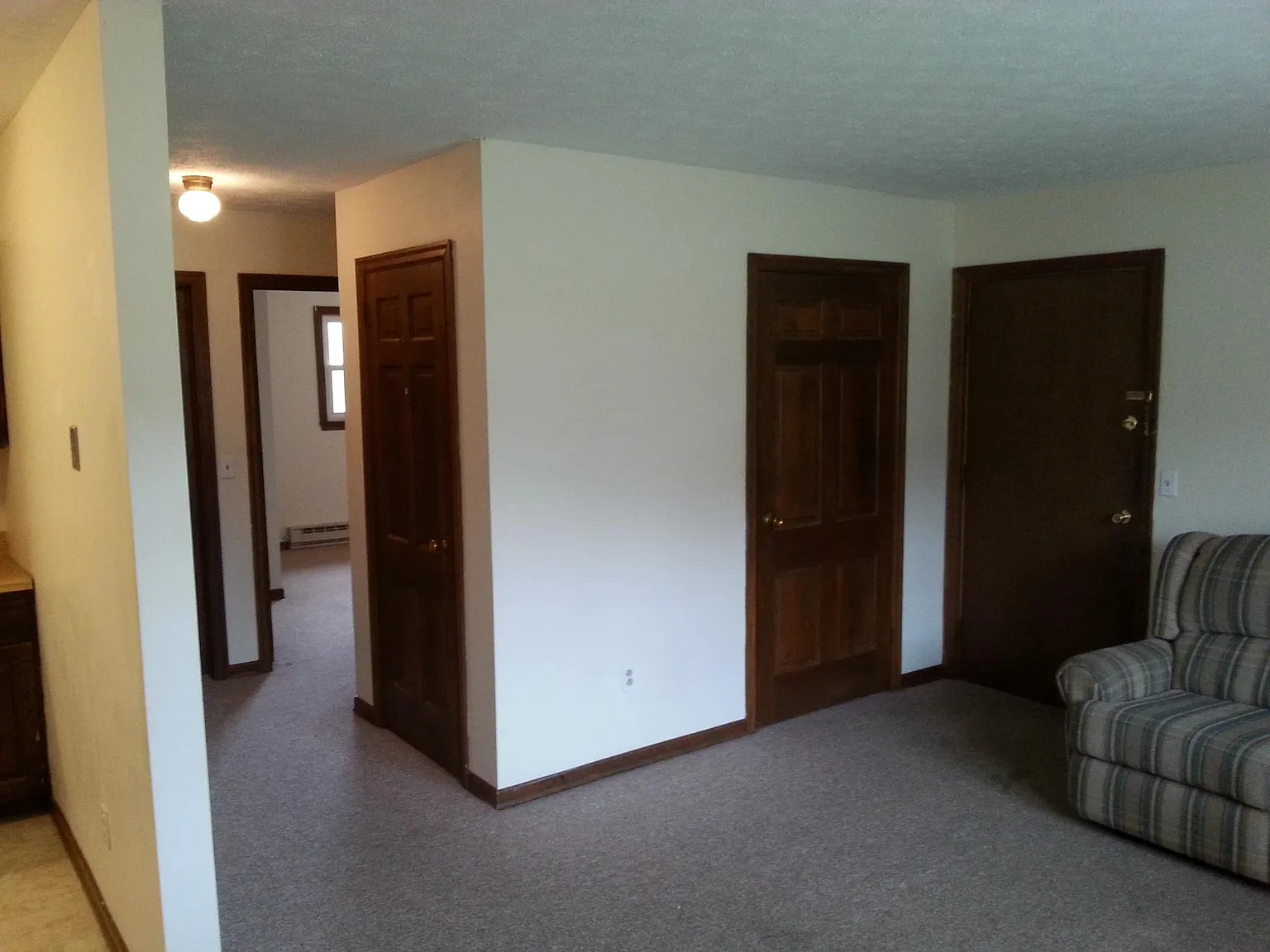 2 bed, 800 sqft, $895 — Photo 2