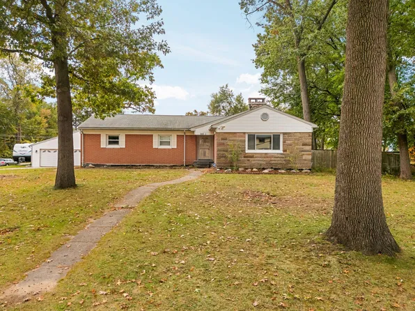 35051 Stacy St, Westland, MI 48185